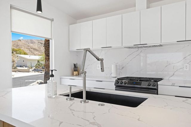 38951 Bel Air Drive, Cathedral City, CA 92234