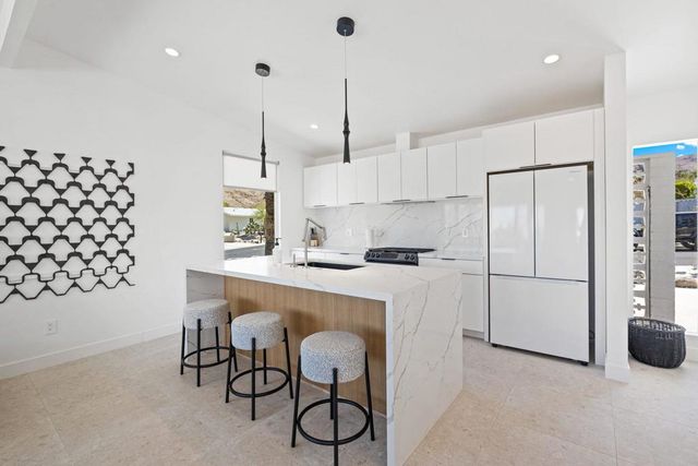 38951 Bel Air Drive, Cathedral City, CA 92234
