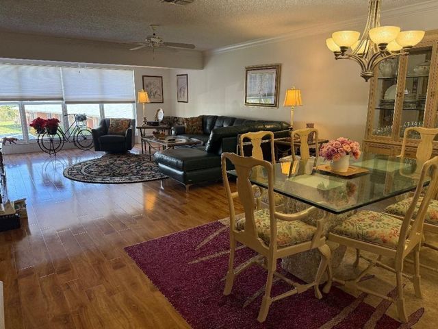 1621 NW 20th Avenue 201, Delray Beach, FL 33445