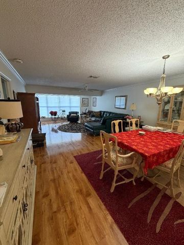 1621 NW 20th Avenue 201, Delray Beach, FL 33445