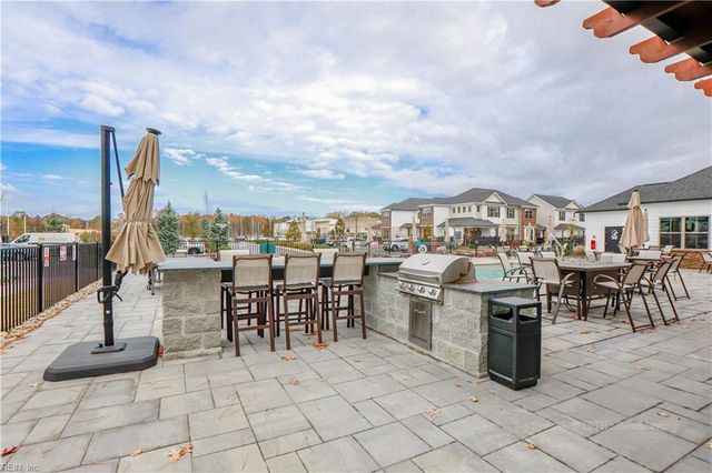 102 Kathy Ann WAY W, Carrollton, VA 23314