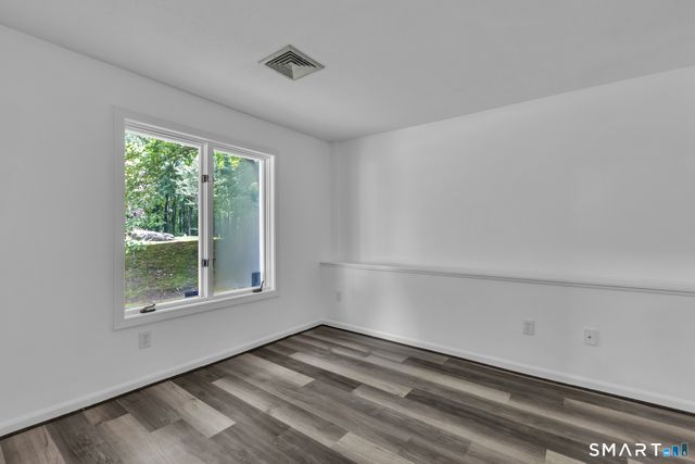 15 Cardinal Drive 15, Farmington, CT 06032