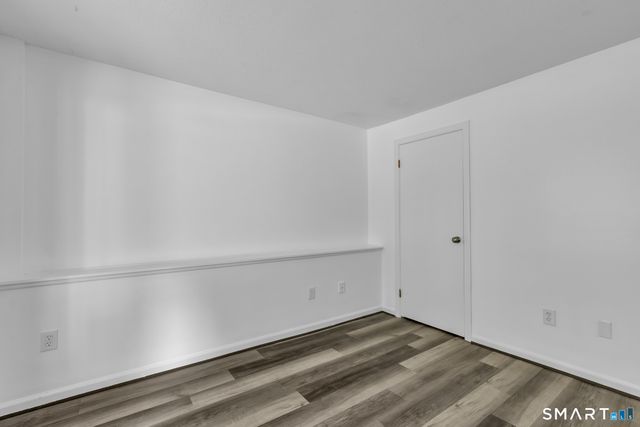 15 Cardinal Drive 15, Farmington, CT 06032