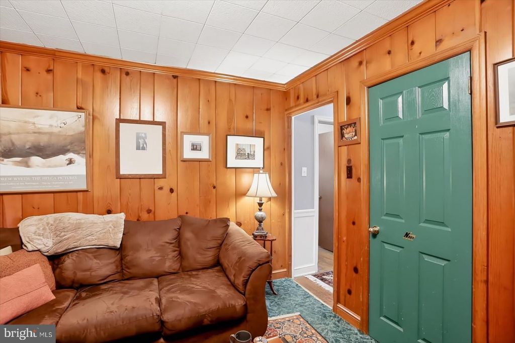 Image 20 of property listing at 958 COUNTRY CLUB RD, York, PA 17403