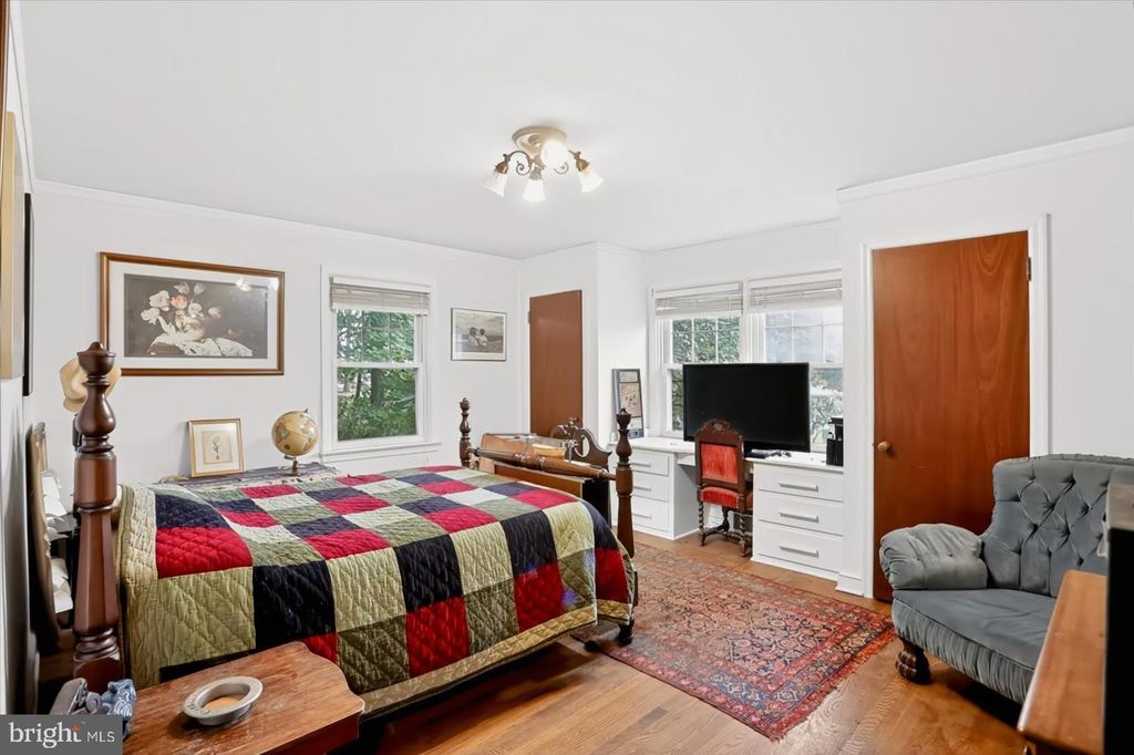 Image 25 of property listing at 958 COUNTRY CLUB RD, York, PA 17403