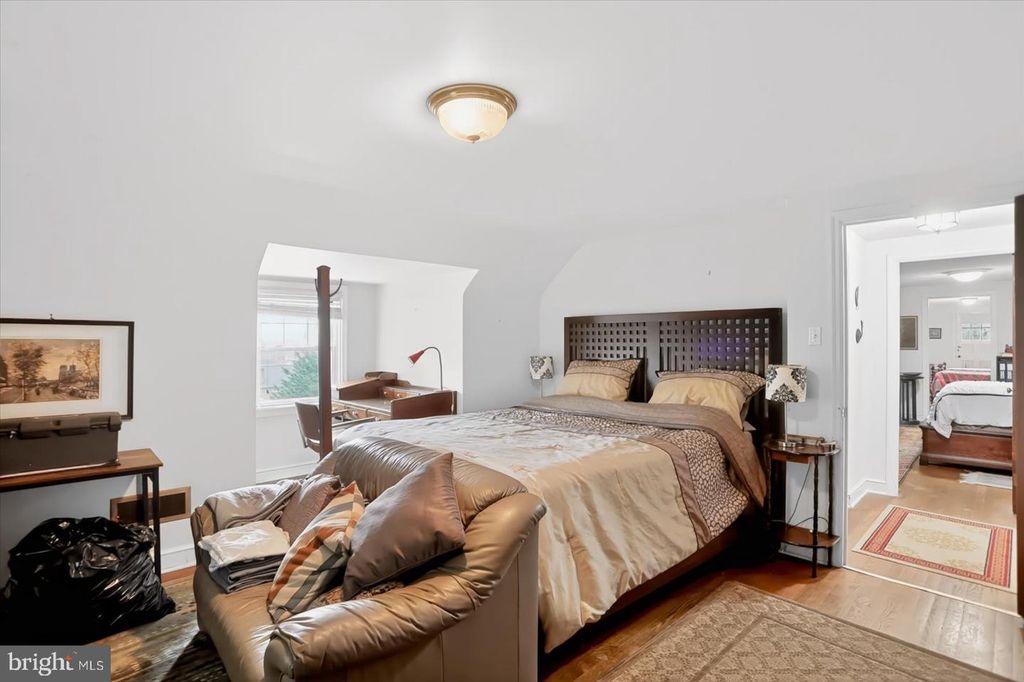 Image 26 of property listing at 958 COUNTRY CLUB RD, York, PA 17403