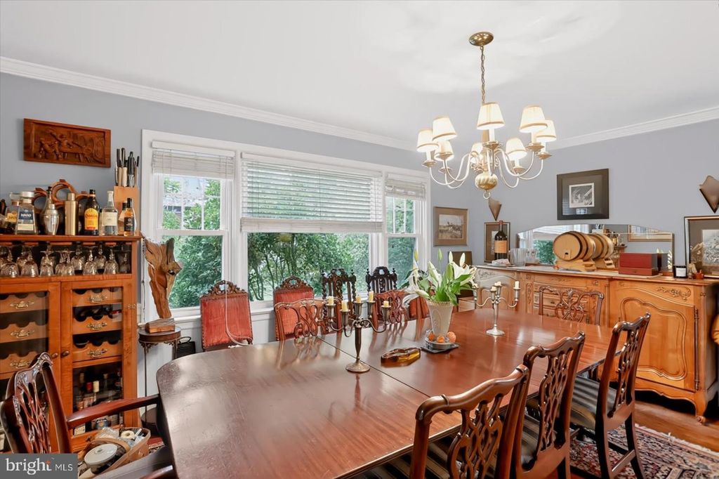 Image 10 of property listing at 958 COUNTRY CLUB RD, York, PA 17403