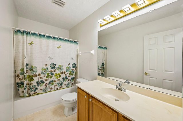 4690 Cherry Glen Drive, Powell, OH 43065