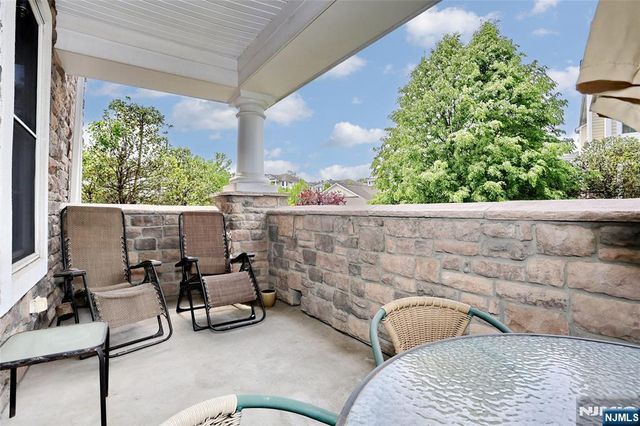 602 Four Seasons Lane, Montvale, NJ 07645
