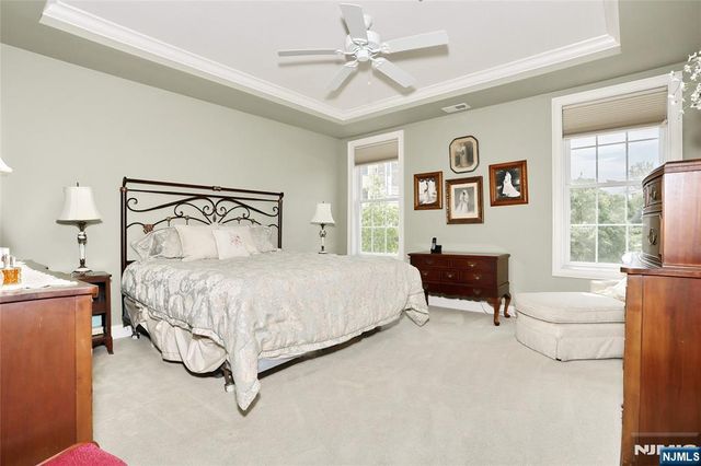 602 Four Seasons Lane, Montvale, NJ 07645