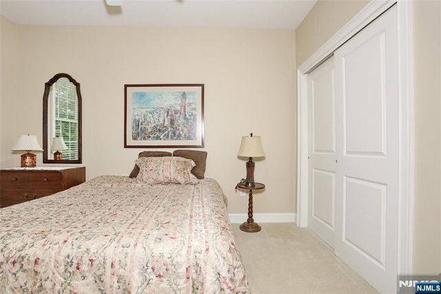 602 Four Seasons Lane, Montvale, NJ 07645