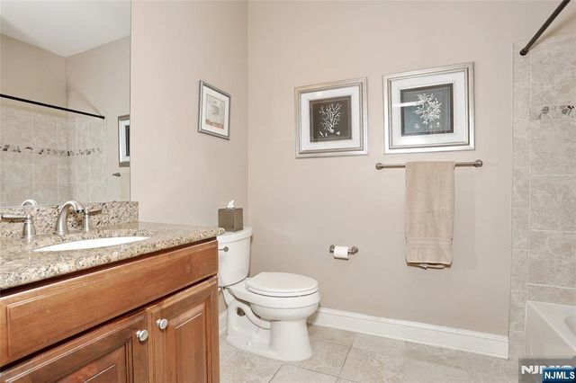 602 Four Seasons Lane, Montvale, NJ 07645