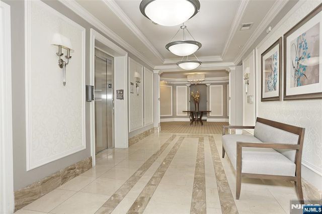 602 Four Seasons Lane, Montvale, NJ 07645