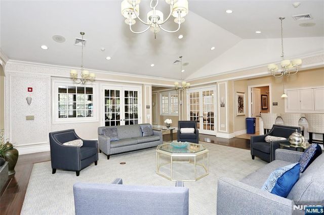 602 Four Seasons Lane, Montvale, NJ 07645