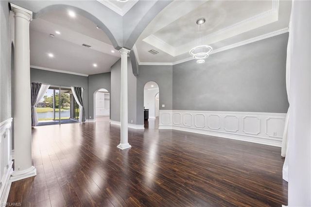 3940 Ruxton RD, Naples, FL 34116