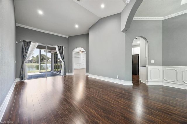 3940 Ruxton RD, Naples, FL 34116