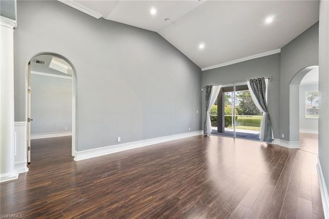 3940 Ruxton RD, Naples, FL 34116