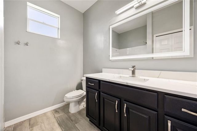 3940 Ruxton RD, Naples, FL 34116