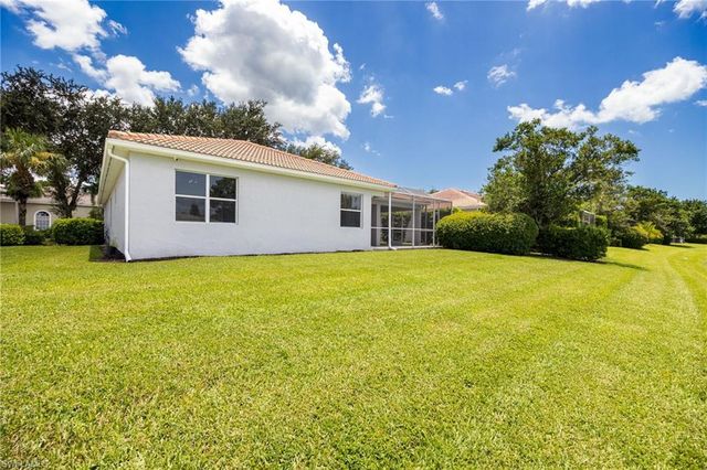 3940 Ruxton RD, Naples, FL 34116
