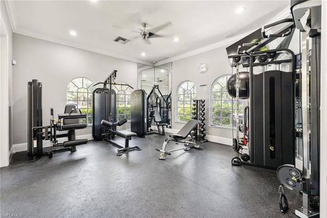 3940 Ruxton RD, Naples, FL 34116