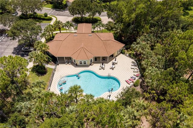 3940 Ruxton RD, Naples, FL 34116
