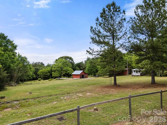 5129 Harmony Church Road, Edgemoor, SC 29712