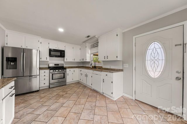 5129 Harmony Church Road, Edgemoor, SC 29712