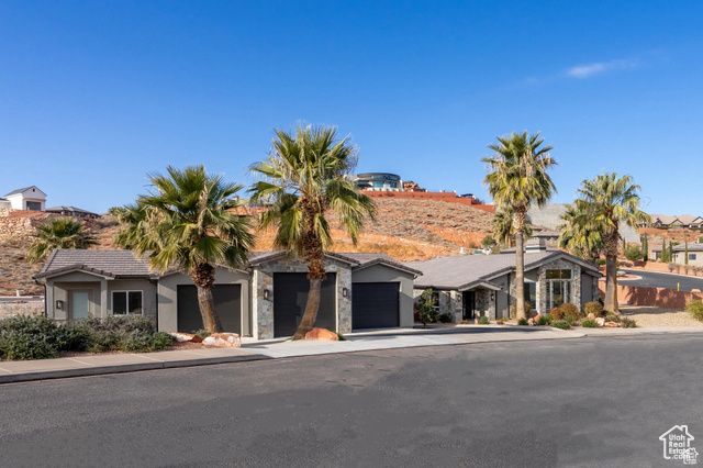 1297 W LIONS HEAD DR, Washington, UT 84780