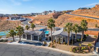 1297 W LIONS HEAD DR, Washington, UT 84780