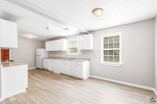 118 Orchard Way, Warner Robins, GA 31088