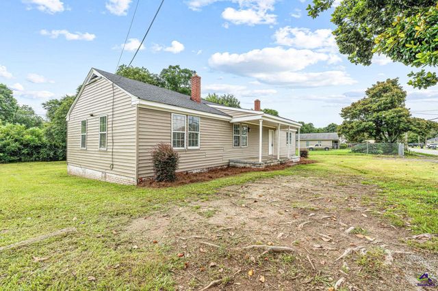 118 Orchard Way, Warner Robins, GA 31088