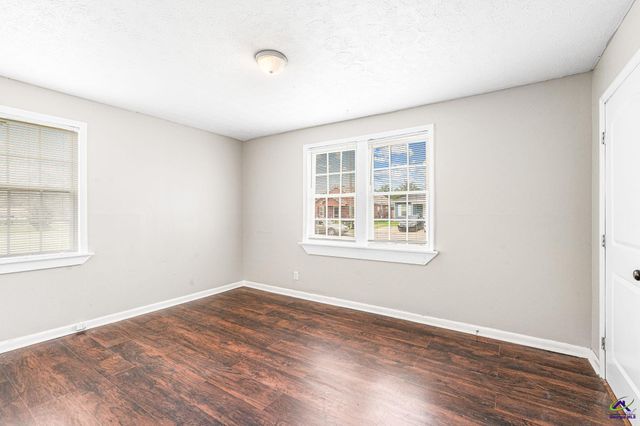 118 Orchard Way, Warner Robins, GA 31088