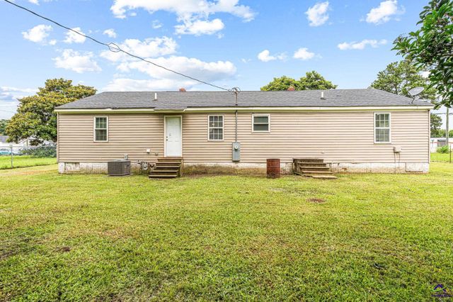 118 Orchard Way, Warner Robins, GA 31088