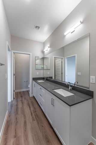 432 S 32nd Street Unit 120, Mesa, AZ 85204