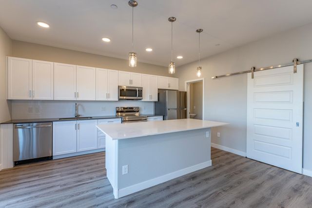 432 S 32nd Street Unit 120, Mesa, AZ 85204