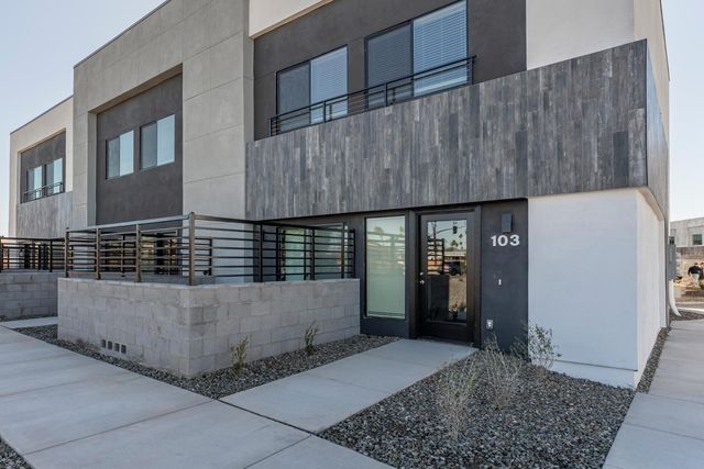 432 S 32nd Street Unit 120, Mesa, AZ 85204
