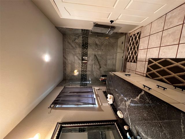 173 Misty LN, Cedar Creek, TX 78612