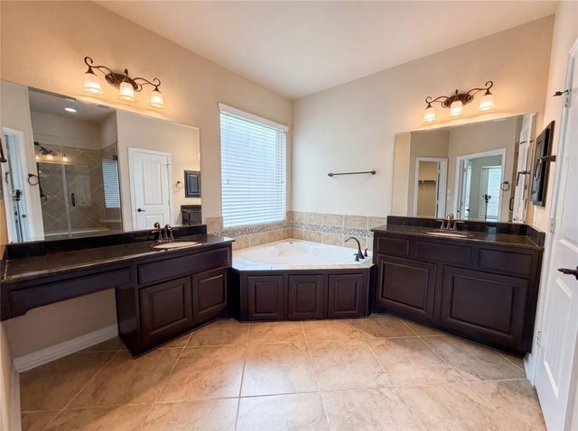 1036 Cedar Forest Drive, Conroe, TX 77384