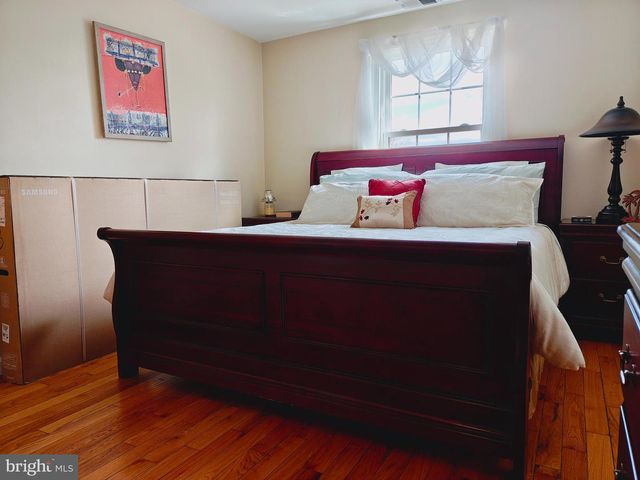 3432 S WAKEFIELD ST #B1, Arlington, VA 22206