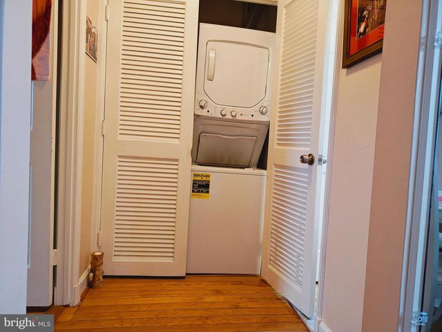 3432 S WAKEFIELD ST #B1, Arlington, VA 22206