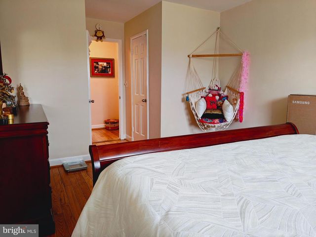 3432 S WAKEFIELD ST #B1, Arlington, VA 22206