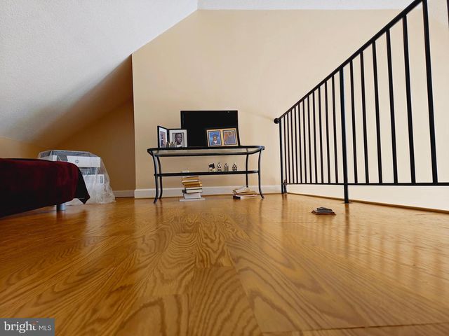 3432 S WAKEFIELD ST #B1, Arlington, VA 22206