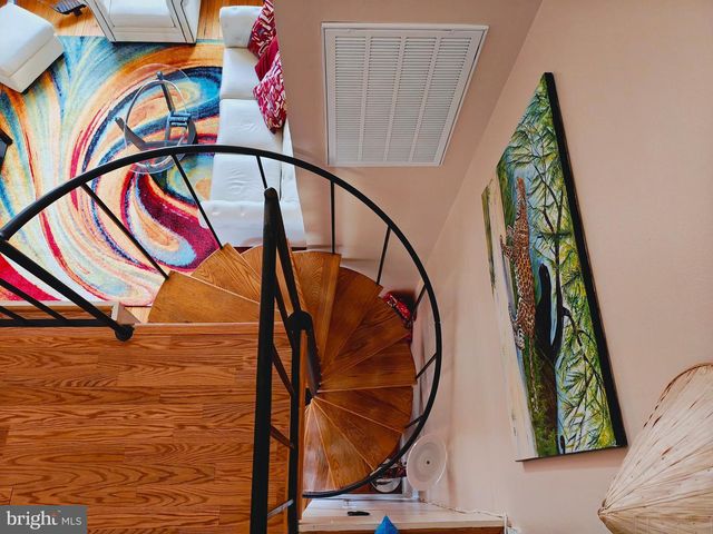 3432 S WAKEFIELD ST #B1, Arlington, VA 22206