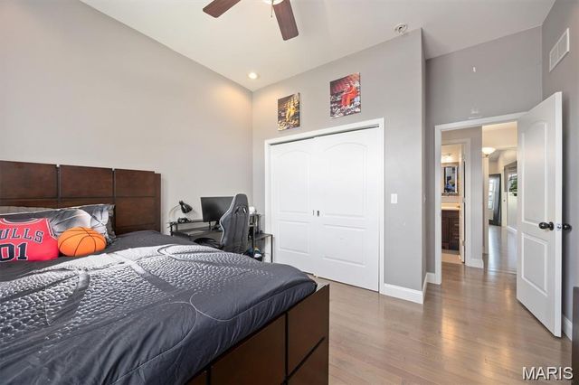 437 MARBLETON Circle, O'fallon, IL 62269