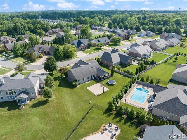 437 MARBLETON Circle, O'fallon, IL 62269