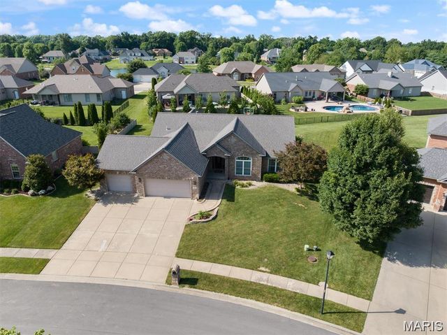 437 MARBLETON Circle, O'fallon, IL 62269