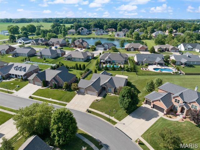 437 MARBLETON Circle, O'fallon, IL 62269