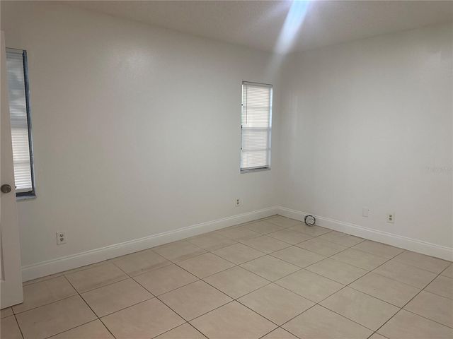 8426 CAMDEN STREET b, Tampa, FL 33614