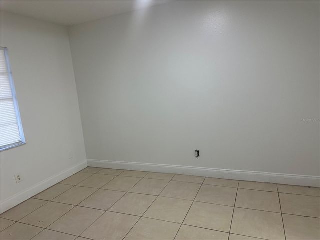 8426 CAMDEN STREET b, Tampa, FL 33614