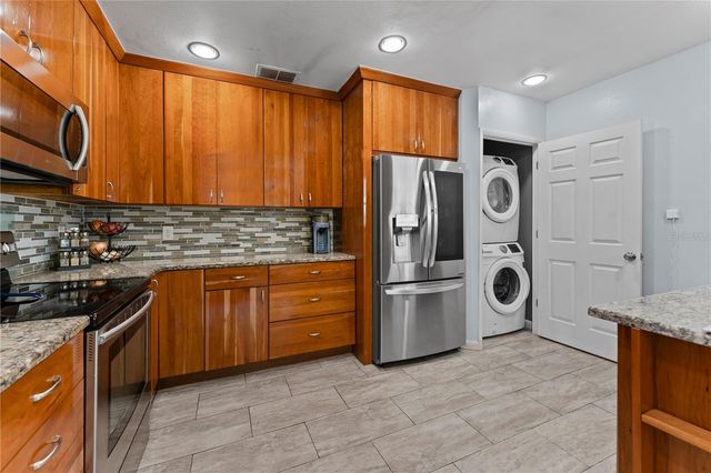 2605 S MANHATTAN AVENUE, Tampa, FL 33629